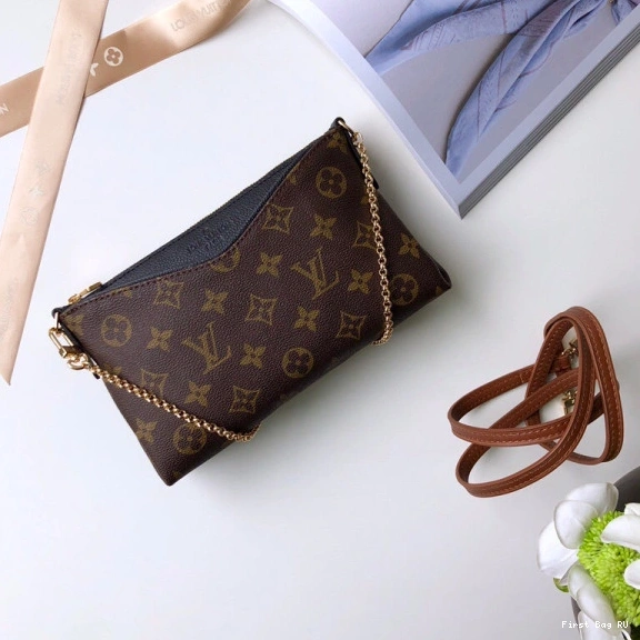 First bag PALLAS CHANELUTCH Vuitton Louis 0716